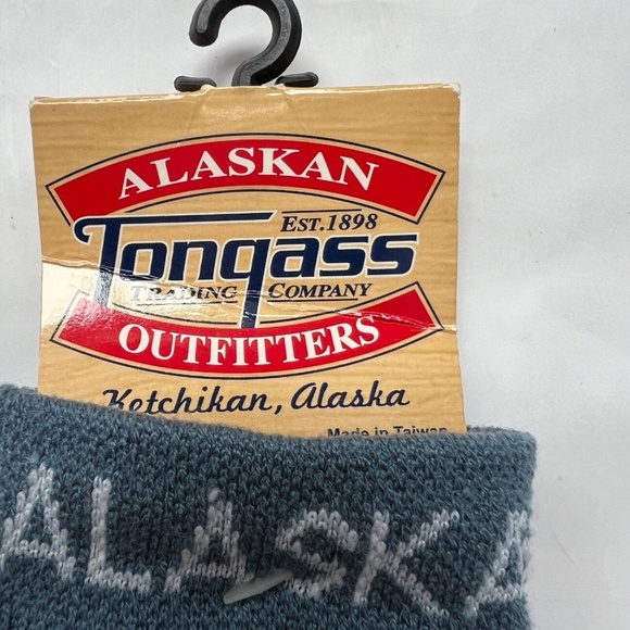 Alaska Outfitters Grizzly Bear Socks Mid Calf 8 yrs - Adult Blue Gray Ketchikan - Picture 5 of 6